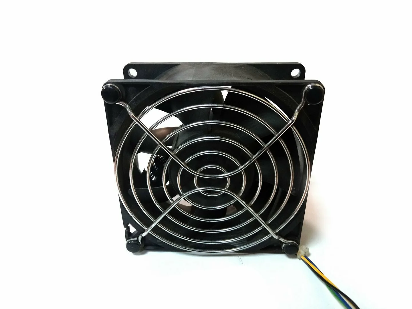 Вентилятор HP (Sanyo-Denki) San Ace B97 2.7A 12v 6850 об/мин 56.9CFM 66dB 95x97x33mm для DL145G3(434417-001) Вентилятор HP (Sanyo-Denki) San Ace B97 2.7A 12v 6850 об/мин 56.9CFM 66dB 95x97x33mm для DL145G3(434417-001)